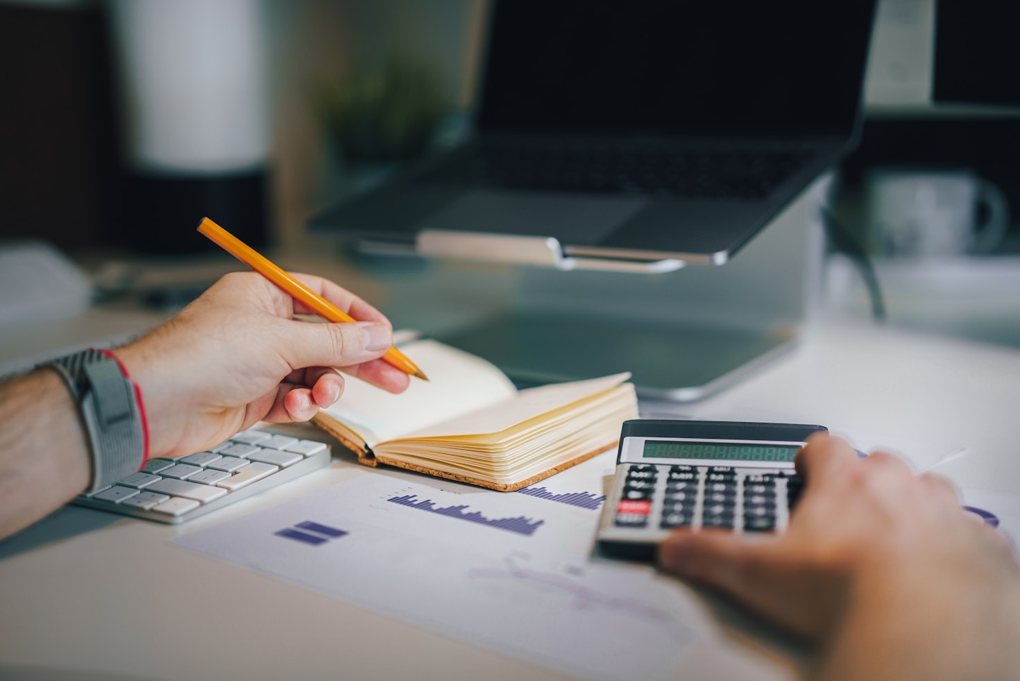 Choosing The Right Financial Tracking Method